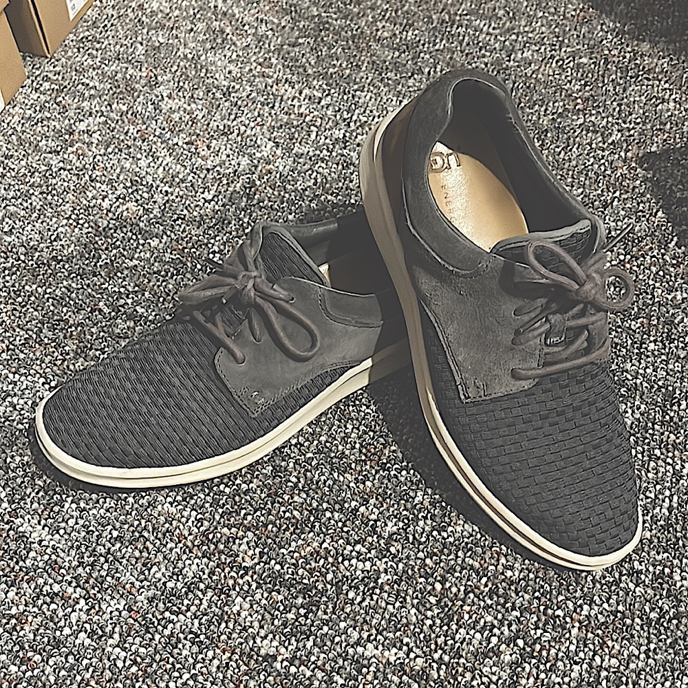 UGG Sneaker